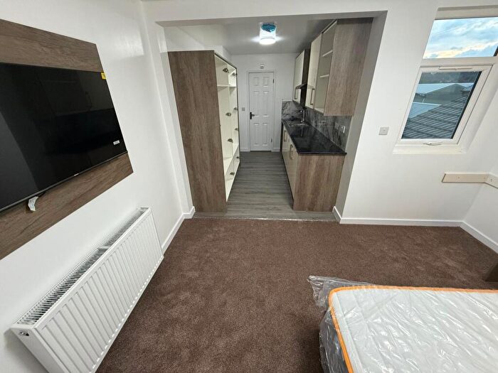 1 Bedroom Terraced House To Rent In Northfield Road, City Centre, Coventry, CV1