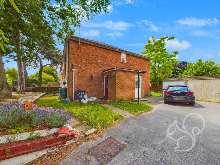 2 Bedroom Maisonette To Rent In New Town Road, Colchester, CO1