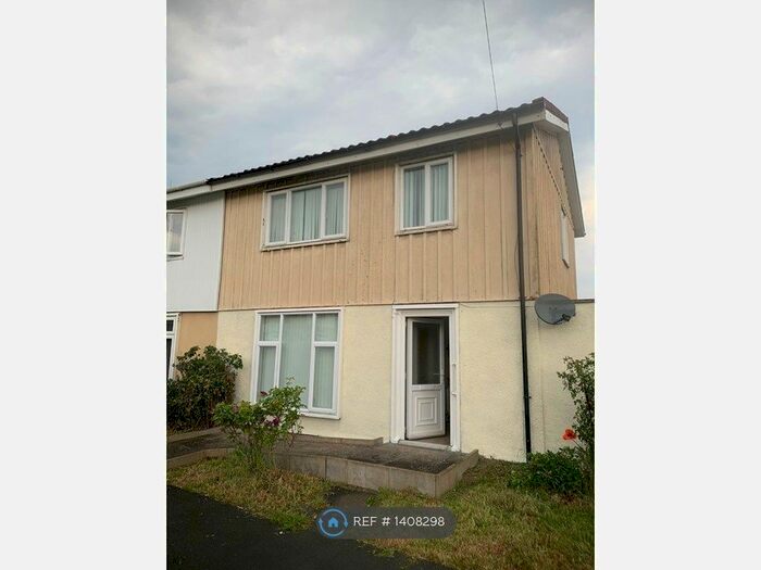 4 Bedroom Semi-Detached House To Rent In Dilcock Way, Coventry, CV4