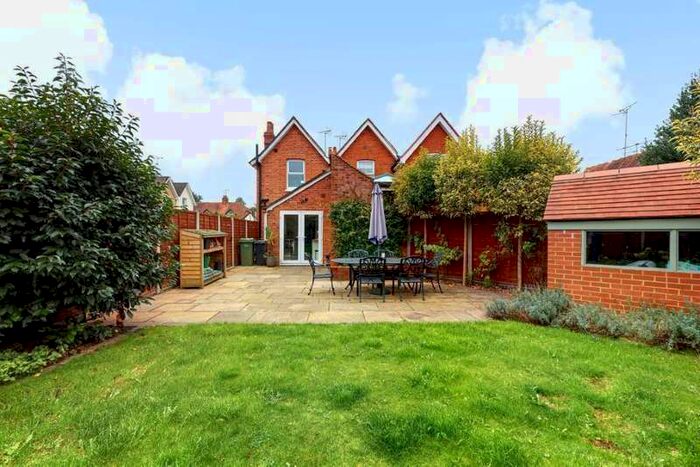 2 Bedroom Terraced House To Rent In Meadowside Road, Pangbourne, Reading, RG8