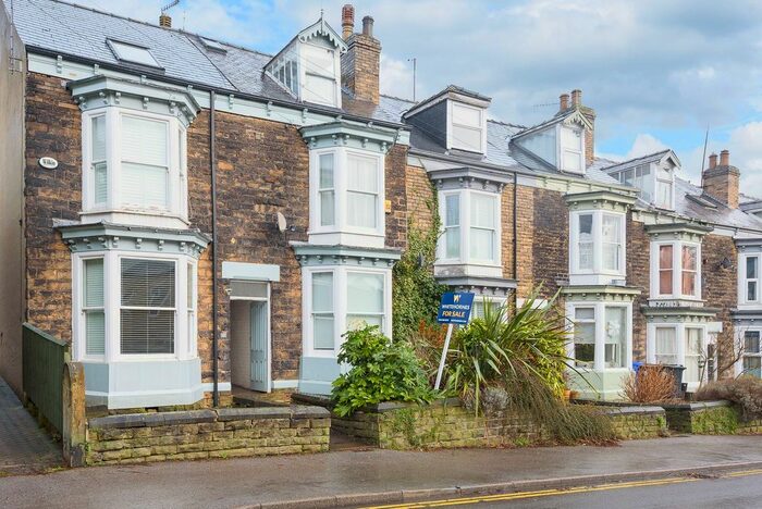 4 Bedroom Semi-Detached House To Rent In Osborne Road, Sheffield, S11