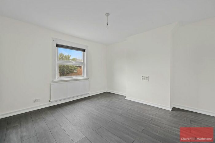 3 Bedroom Terraced House To Rent In Old Oak Lane, London, NW10