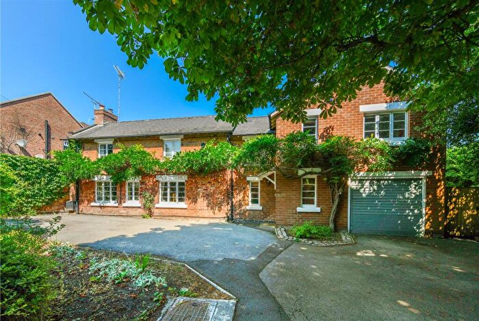 4 Bedroom Detached House For Sale In Water Lane, Radcliffe On Trent, Nottingham, NG12