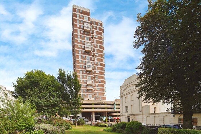 4 Bedroom Apartment For Sale In Russell Square, Brighton, BN1