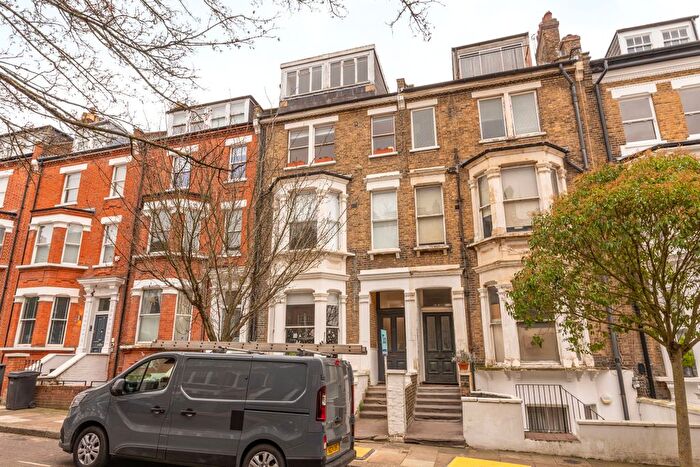 1 Bedroom Flat For Sale In Denning Road, London, NW3