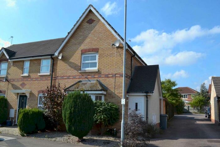 3 Bedroom End Of Terrace House To Rent In Desborough Way, Norwich, NR7