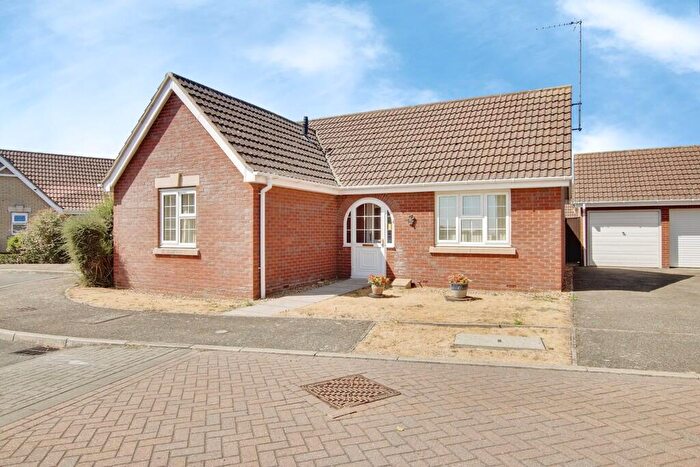 2 Bedroom Detached Bungalow For Sale In Marsh Close, March, PE15