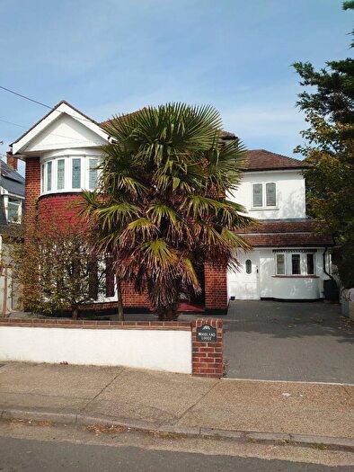 7 Bedroom Detached House For Sale In Hmo Investment - Long Road, Canvey Island, SS8