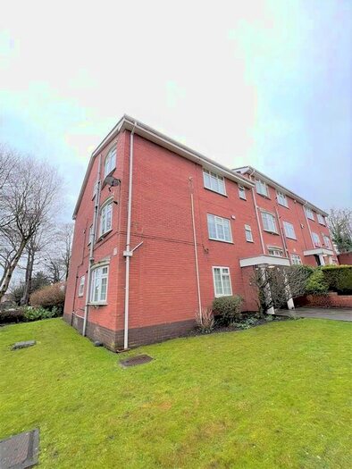 2 Bedroom Flat To Rent In James Court Apartments, Liverpool, L25