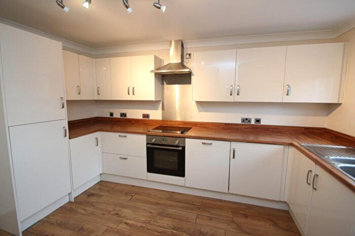 3 Bedroom House To Rent In Bensham Road, Village Heights, Gateshead, NE8