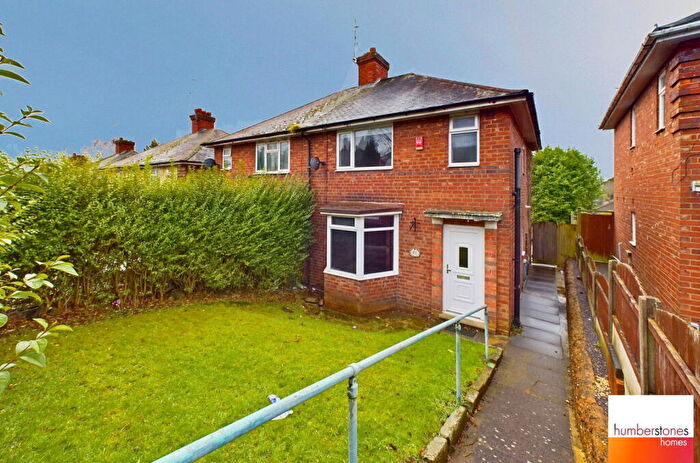 3 Bedroom Semi-Detached House For Sale In Woodhouse Road, Quinton, B32