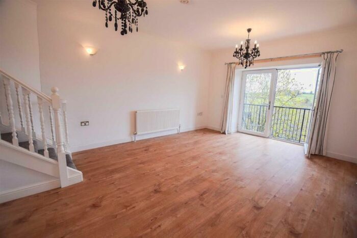 1 Bedroom Flat To Rent In Malmesbury, SN16
