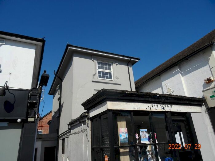 2 Bedroom Maisonette To Rent In Ewell Road, Surbiton, KT6