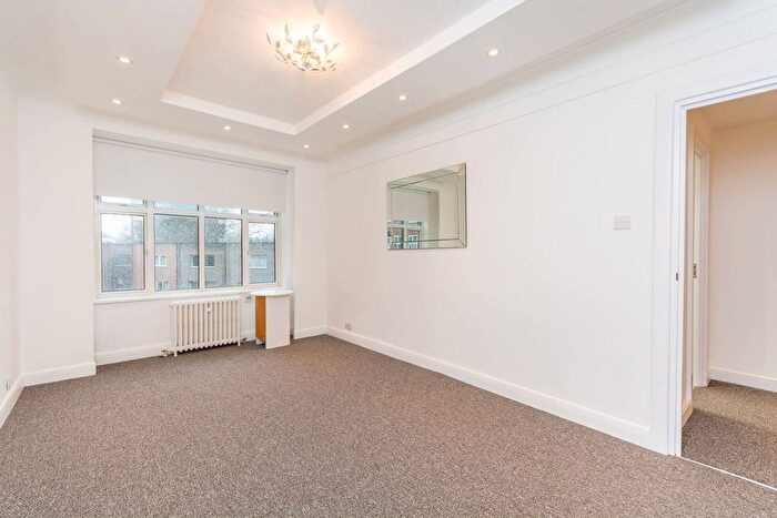 2 Bedroom Flat To Rent In Park West, Hyde Park Estate, London, W2