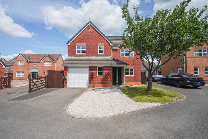 4 Bedroom Detached House For Sale In Golwg Y Waun, Swansea, SA7