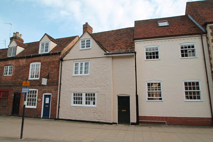 2 Bedroom Apartment To Rent In Abingdon Town Centre, OX14
