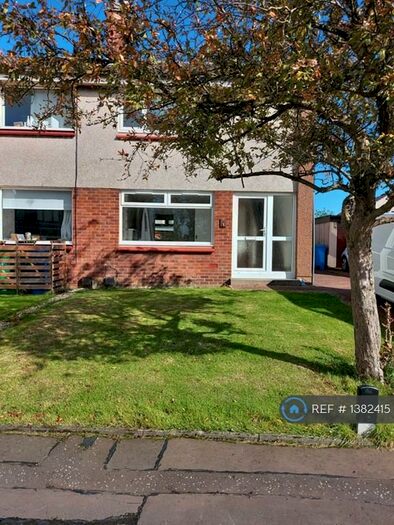 2 Bedroom Semi-Detached House To Rent In Broom Grove, Dunfermline, KY11