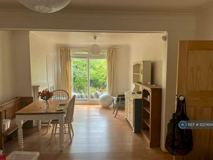 3 Bedroom End Of Terrace House To Rent In Higham Road, London, N17