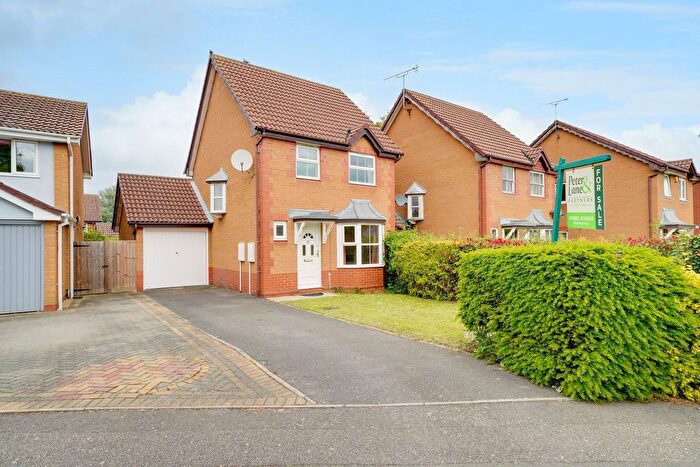 3 Bedroom Detached House For Sale In Orthwaite, Stukeley Meadows, Huntingdon, PE29