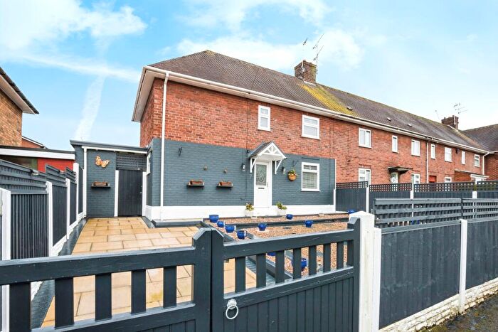 3 Bedroom Semi-Detached House For Sale In Lincoln Road, Chester, Cheshire, CH1