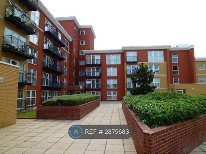 1 Bedroom Flat To Rent In Memorial Heights, Ilford, IG2