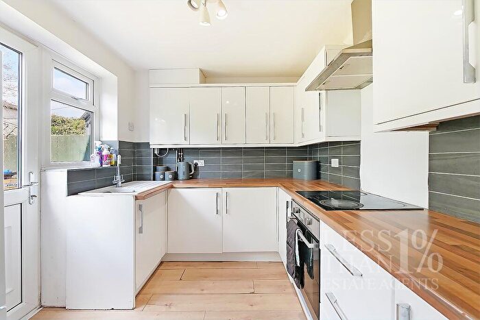 3 Bedroom Detached House For Sale In Sir John Pascoe Way -, NN5