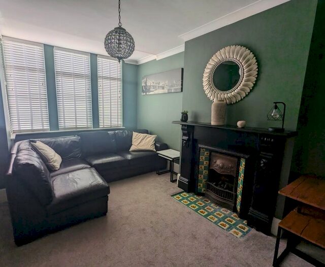 2 Bedroom Flat To Rent In London Road, Southend-On-Sea, SS0