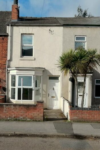 3 Bedroom Terraced House To Rent In Queen Street, Retford, DN22