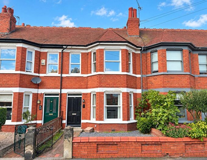 3 Bedroom Terraced House For Sale In Groveside, West Kirby, CH48