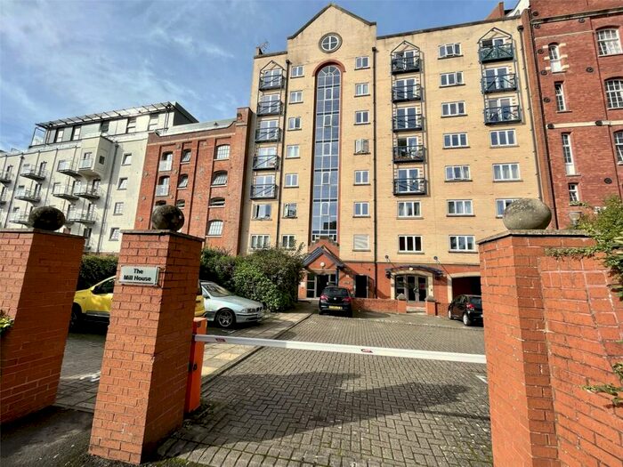 2 Bedroom Apartment To Rent In City Centre, The Mill House, BS1