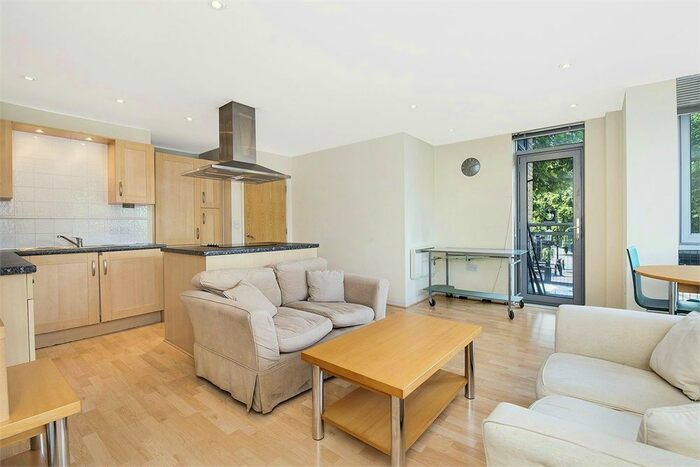 2 Bedroom Flat To Rent In Jubilee Building, Jamaica Road, London, SE16