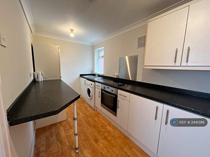 1 Bedroom Flat To Rent In Silver Lonnen, Newcastle Upon Tyne, NE5