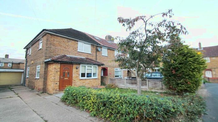 3 Bedroom Semi-Detached House To Rent In Castle Avenue, West Drayton, UB7
