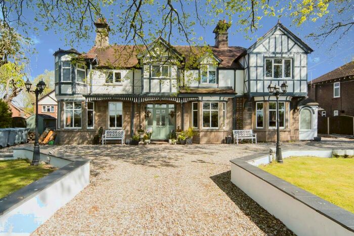 5 Bedroom Detached House For Sale In Crewe Road, Haslington, Crewe, Cheshire, CW1