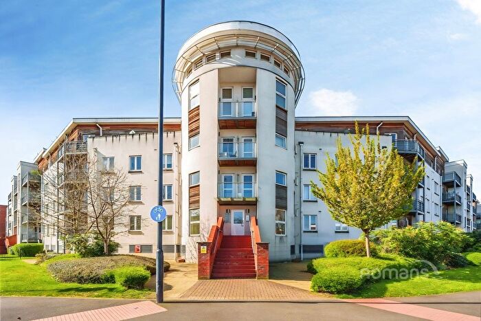 2 Bedroom Flat To Rent In Burghley Court, Kingsquarter, Maidenhead, SL6