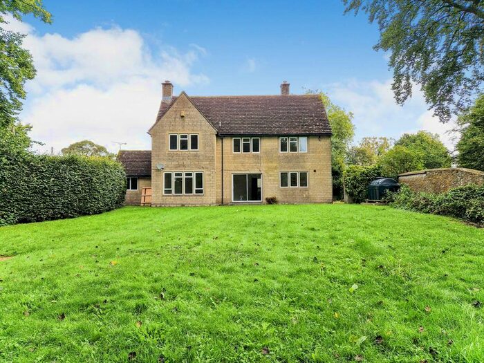 4 Bedroom Detached House For Sale In Church Street, Kemble, Cirencester, Gloucestershire, GL7