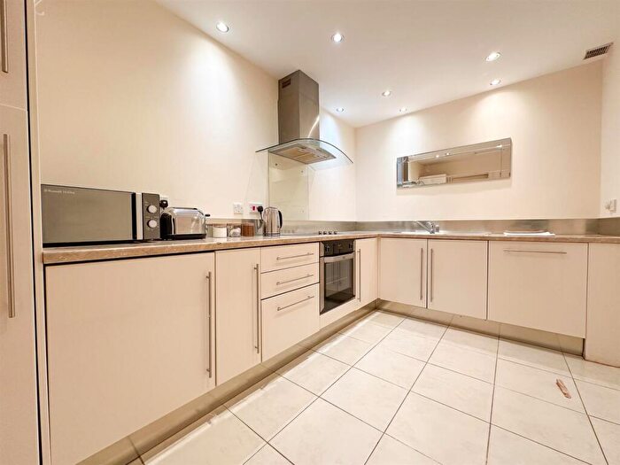 2 Bedroom Apartment To Rent In Lansdown Place, Cheltenham, GL50