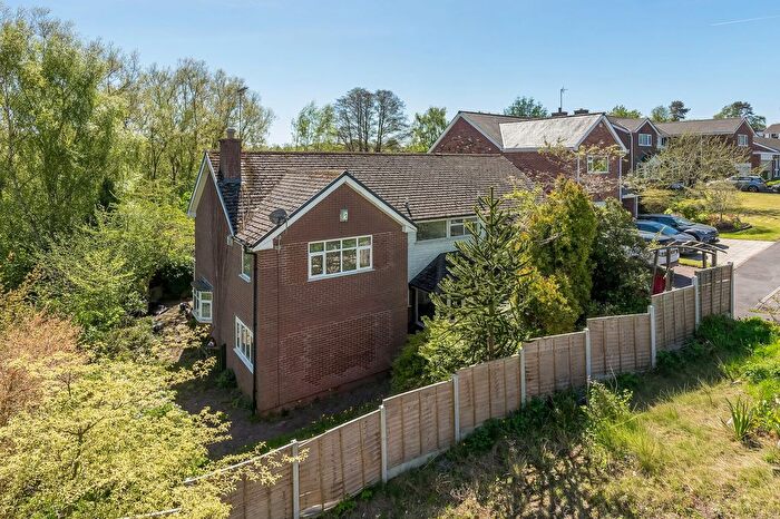 4 Bedroom Detached House For Sale In The Paddocks, Prestbury, SK10