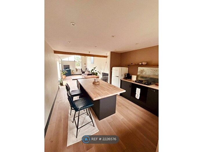 3 Bedroom End Of Terrace House To Rent In Grey Towers Gardens, Nunthorpe, Middlesbrough, TS7