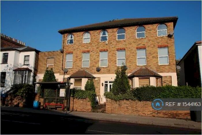 2 Bedroom Flat To Rent In Stanstead Road, London, SE23