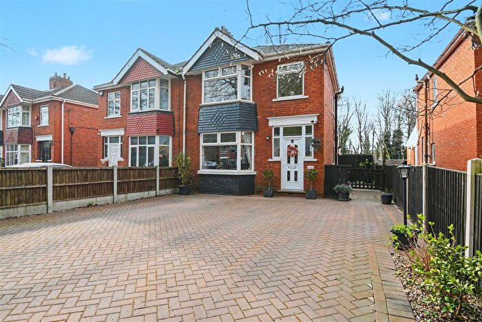 3 Bedroom Semi Detached House For Sale In Scotter Road, Scunthorpe, DN15