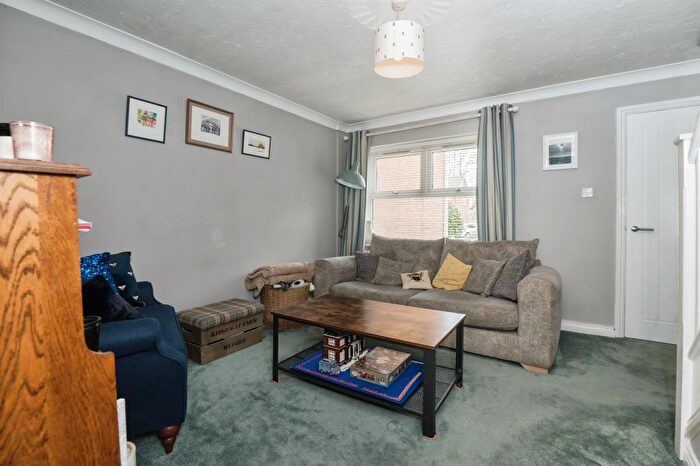 2 Bedroom Terraced House For Sale In Chelveston Crescent, Southampton, SO16