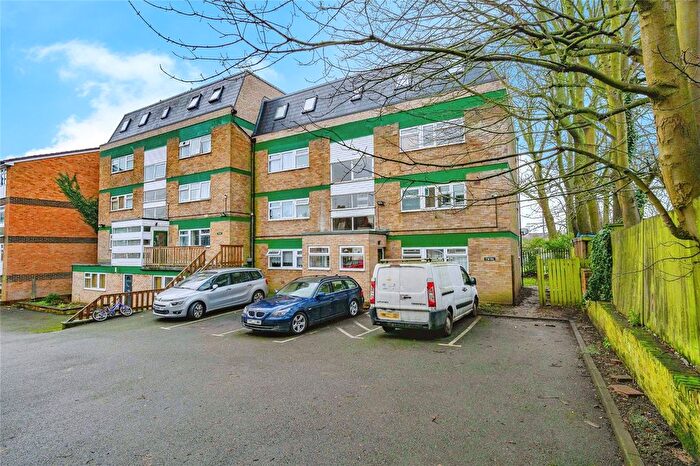 1 Bedroom Flat For Sale In Brook Street, Luton, Bedfordshire, LU3