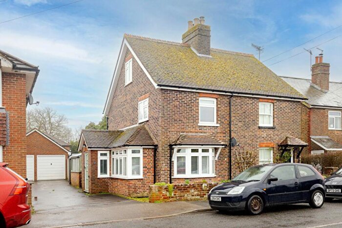 3 Bedroom Semi Detached House For Sale In Station Road, Lingfield, RH7