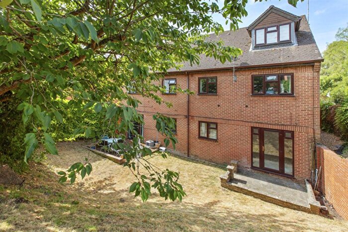 1 Bedroom Flat For Sale In Loudwater, High Wycombe, HP11