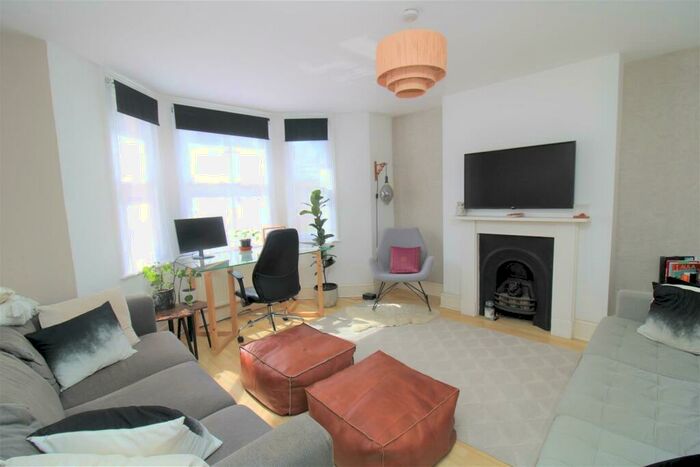 1 Bedroom Flat To Rent In Blatchington Road, Hove, BN3