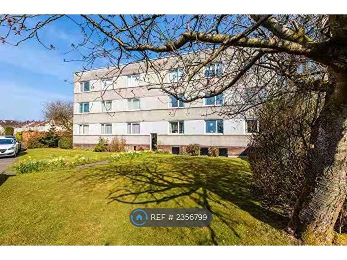 2 Bedroom Flat To Rent In Lennox Court, Bearsden, Glasgow, G61