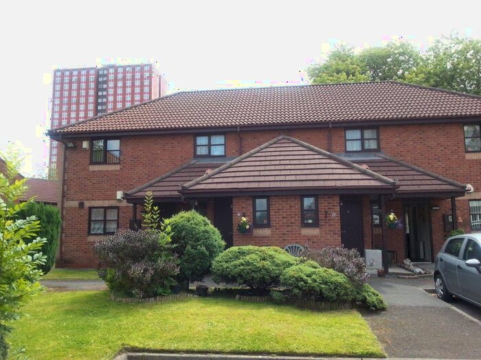 2 Bedroom Flat To Rent In Clementine Court, Kiwi Street, Salford, M6