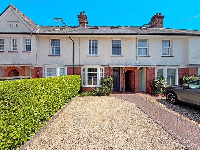 4 Bedroom Terraced House For Sale In Lexham Gardens, Amersham, HP6