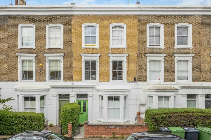 2 Bedroom Flat To Rent In St. Stephens Terrace, London, SW8